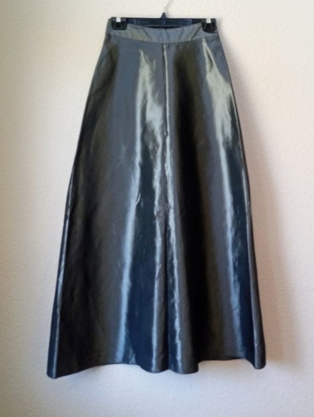 Forever 21 vintage 1990s gunmetal gray/silver iridescent a-line maxi skirt